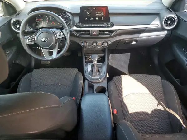 3KPF24AD7ME302993 2021 KIA FORTE - Image 8