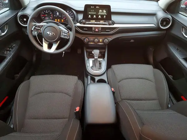 3KPF24AD7ME303058 2021 KIA FORTE - Image 8