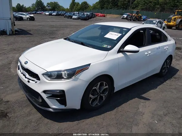 3KPF24AD7ME305456 2021 KIA FORTE - Image 2