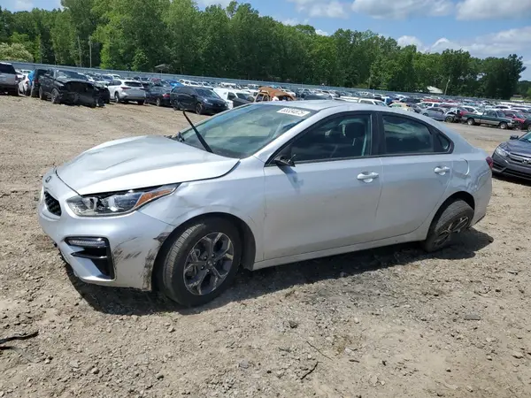 3KPF24AD7ME307725 2021 KIA FORTE - Image 1