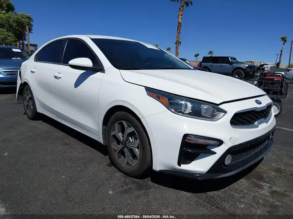 3KPF24AD7ME308504 2021 KIA FORTE - Image 1