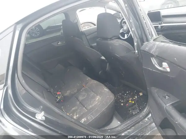 3KPF24AD7ME308552 2021 KIA FORTE - Image 8