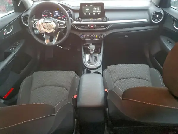 3KPF24AD7ME308602 2021 KIA FORTE - Image 8