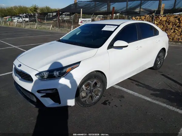 3KPF24AD7ME308809 2021 KIA FORTE - Image 2