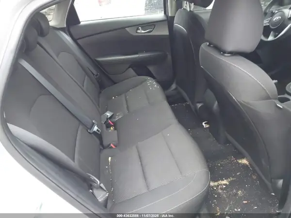 3KPF24AD7ME309474 2021 KIA FORTE - Image 8