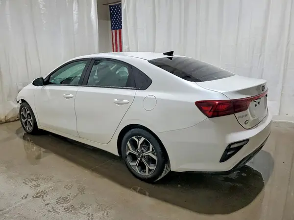 3KPF24AD7ME311709 2021 KIA FORTE - Image 2
