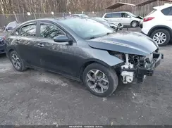 3KPF24AD7ME313590 2021 KIA FORTE