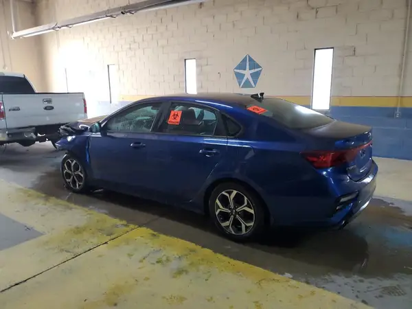3KPF24AD7ME324699 2021 KIA FORTE - Image 2