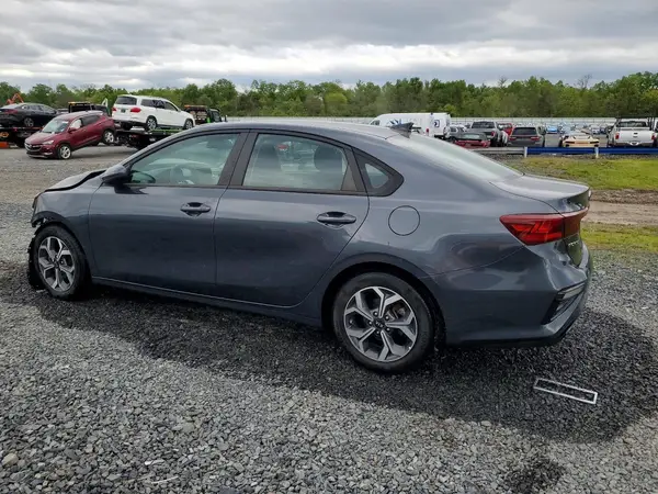 3KPF24AD7ME326209 2021 KIA FORTE - Image 2