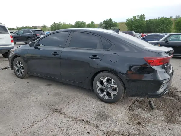 3KPF24AD7ME326565 2021 KIA FORTE - Image 2
