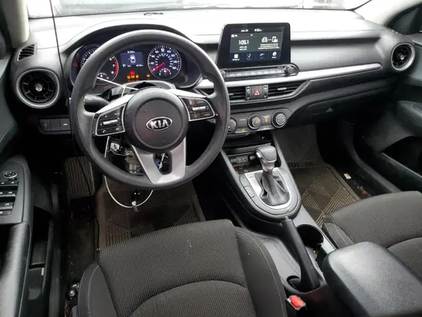 3KPF24AD7ME326565 2021 KIA FORTE - Image 8
