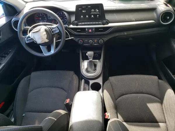 3KPF24AD7ME327196 2021 KIA FORTE - Image 8