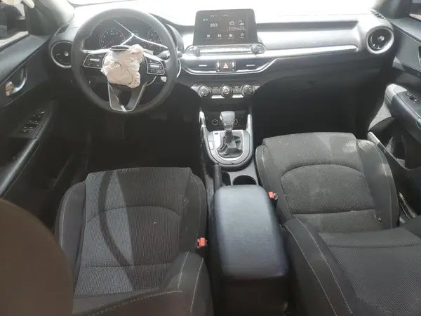 3KPF24AD7ME330390 2021 KIA FORTE - Image 8