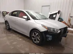 3KPF24AD7ME333788 2021 KIA FORTE