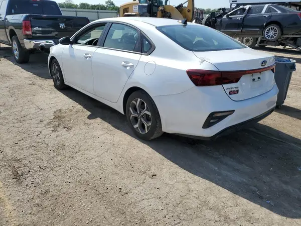 3KPF24AD7ME336951 2021 KIA FORTE - Image 2