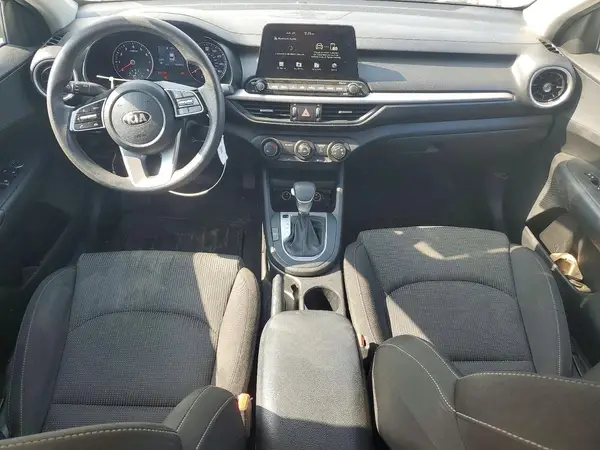 3KPF24AD7ME339414 2021 KIA FORTE - Image 8