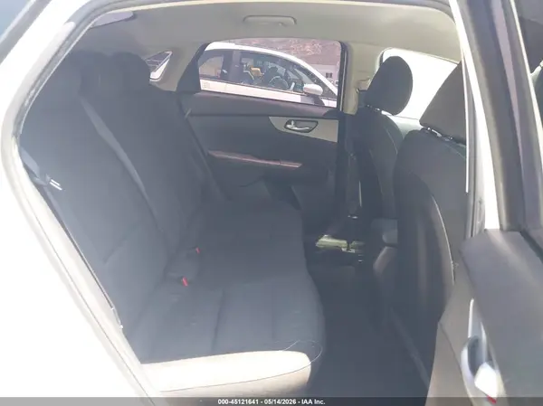3KPF24AD7ME340272 2021 KIA FORTE - Image 8