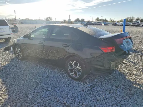 3KPF24AD7ME340952 2021 KIA FORTE - Image 2