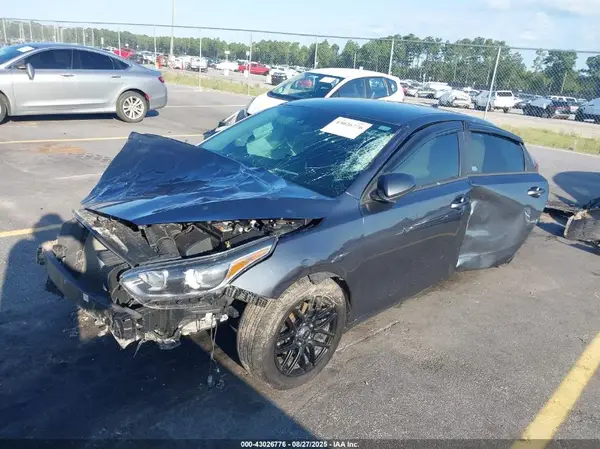 3KPF24AD7ME341020 2021 KIA FORTE - Image 2