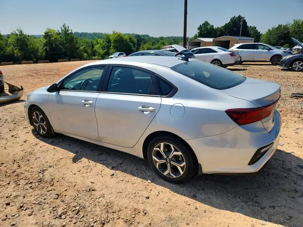 3KPF24AD7ME344838 2021 KIA FORTE - Image 2