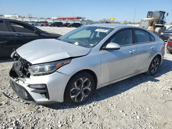 3KPF24AD7ME345858 2021 KIA FORTE - Image 1
