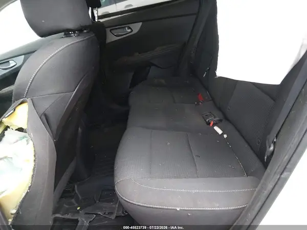 3KPF24AD7ME348565 2021 KIA FORTE - Image 8