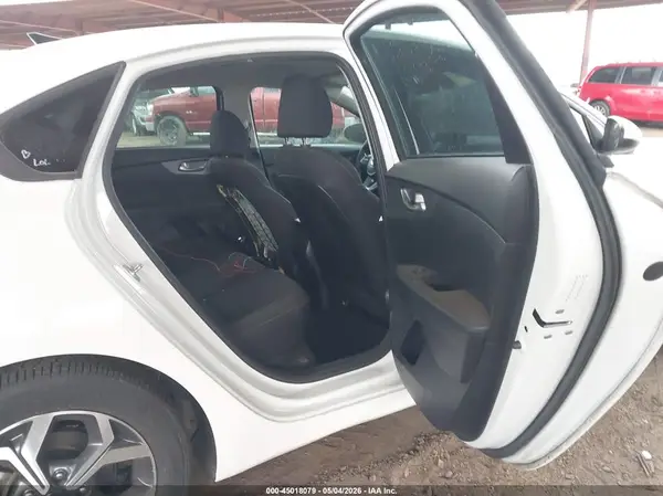 3KPF24AD7ME349621 2021 KIA FORTE - Image 8