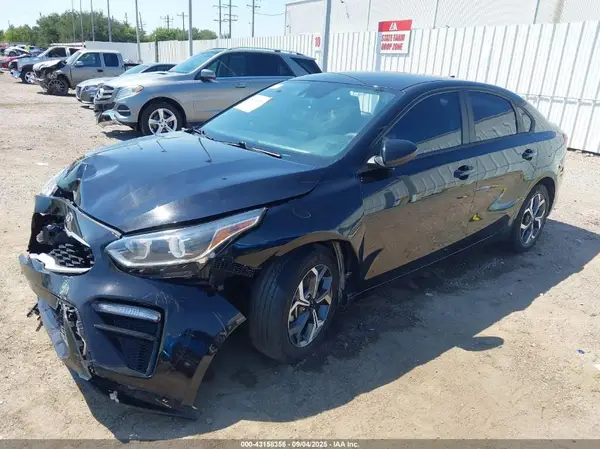 3KPF24AD7ME349666 2021 KIA FORTE - Image 2