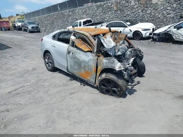 3KPF24AD7ME350347 2021 KIA FORTE - Image 1