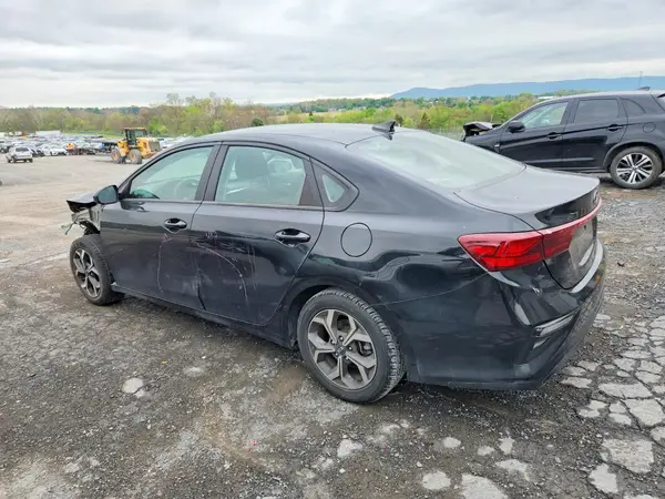 3KPF24AD7ME351241 2021 KIA FORTE - Image 2
