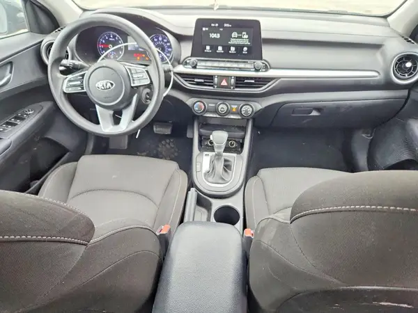 3KPF24AD7ME351241 2021 KIA FORTE - Image 8