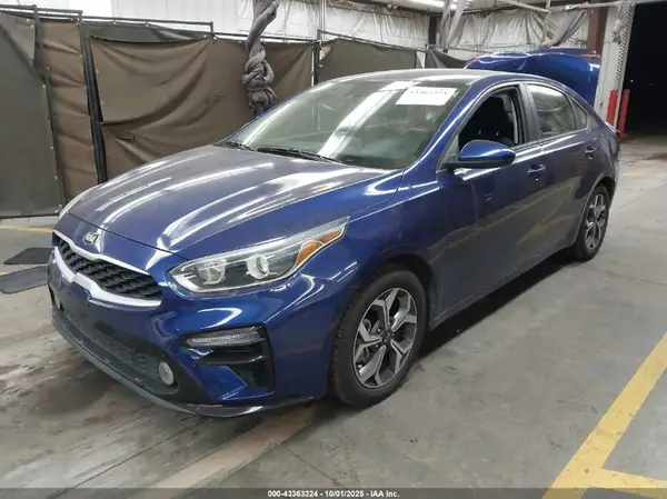 3KPF24AD7ME354107 2021 KIA FORTE - Image 2