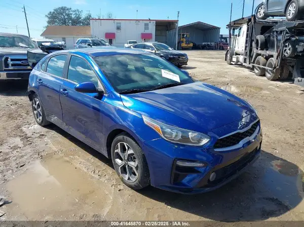 3KPF24AD7ME359694 2021 KIA FORTE - Image 1