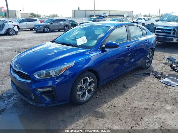3KPF24AD7ME359694 2021 KIA FORTE - Image 2