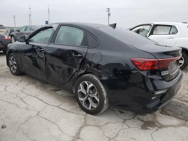 3KPF24AD7ME364426 2021 KIA FORTE - Image 2