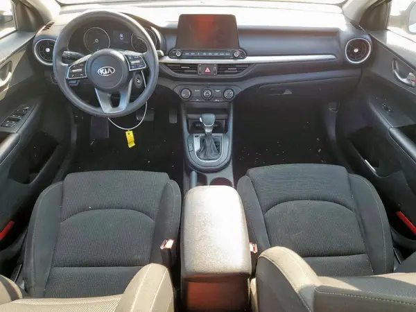 3KPF24AD7ME368976 2021 KIA FORTE - Image 8