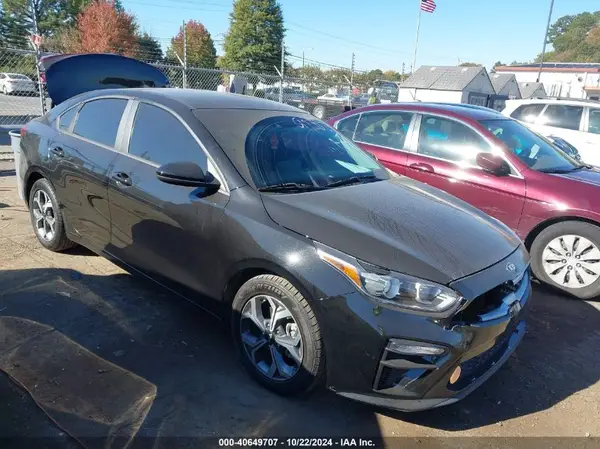 3KPF24AD7ME369285 2021 KIA FORTE - Image 1