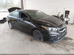 3KPF24AD7ME370713 2021 KIA FORTE