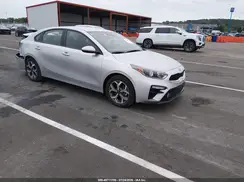 3KPF24AD7ME372090 2021 KIA FORTE