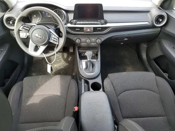3KPF24AD7ME372123 2021 KIA FORTE - Image 8