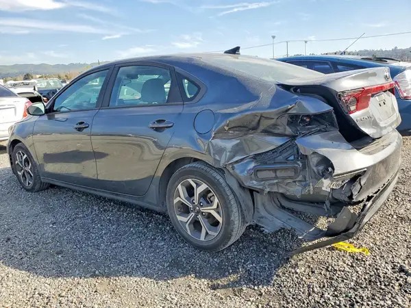 3KPF24AD7ME373367 2021 KIA FORTE - Image 2