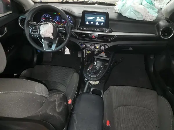 3KPF24AD7ME373773 2021 KIA FORTE - Image 8
