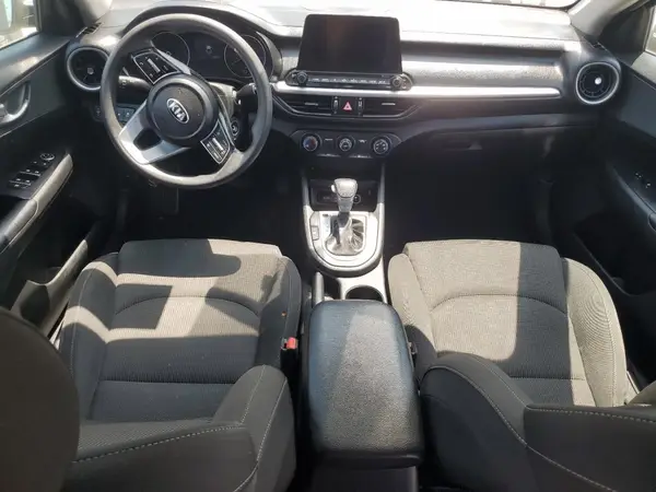 3KPF24AD7ME374017 2021 KIA FORTE - Image 8