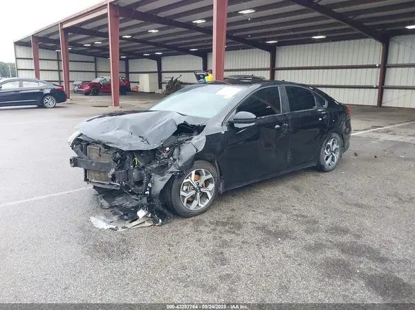 3KPF24AD7ME376138 2021 KIA FORTE - Image 2