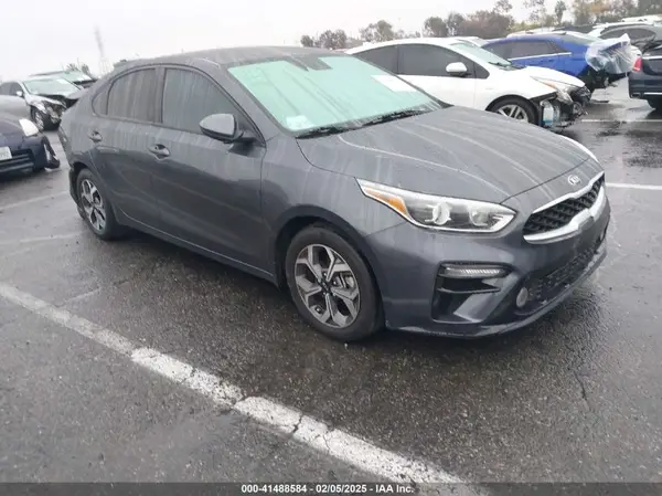 3KPF24AD7ME376432 2021 KIA FORTE - Image 1