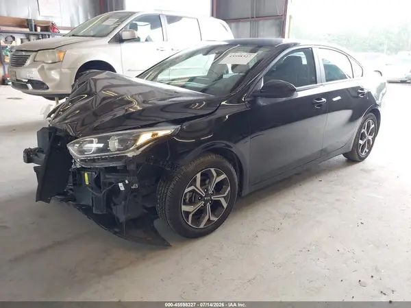 3KPF24AD7ME377161 2021 KIA FORTE - Image 2