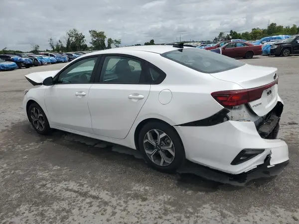 3KPF24AD7ME380464 2021 KIA FORTE - Image 2