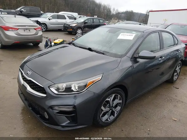 3KPF24AD7ME381453 2021 KIA FORTE - Image 2