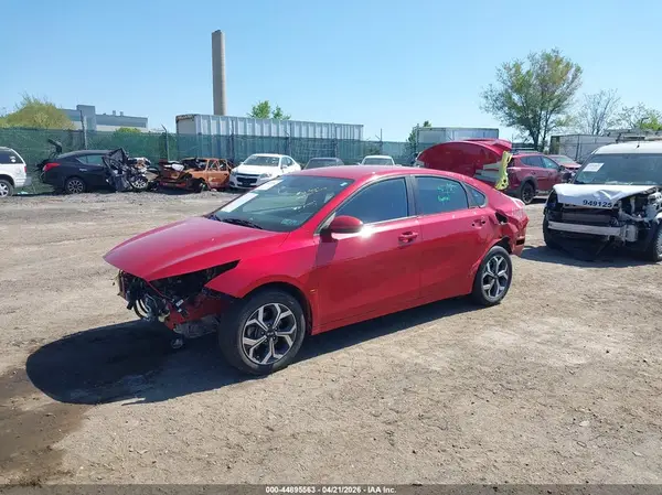 3KPF24AD7ME383736 2021 KIA FORTE - Image 2
