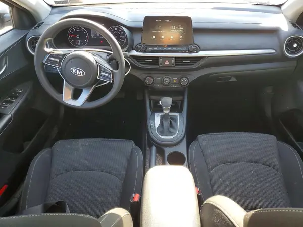 3KPF24AD7ME386068 2021 KIA FORTE - Image 8